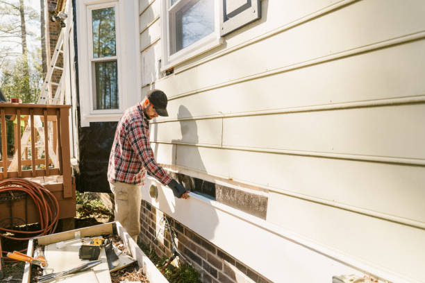 Top rated local Storm Damage Siding Repair specialists in Manchester, CT
